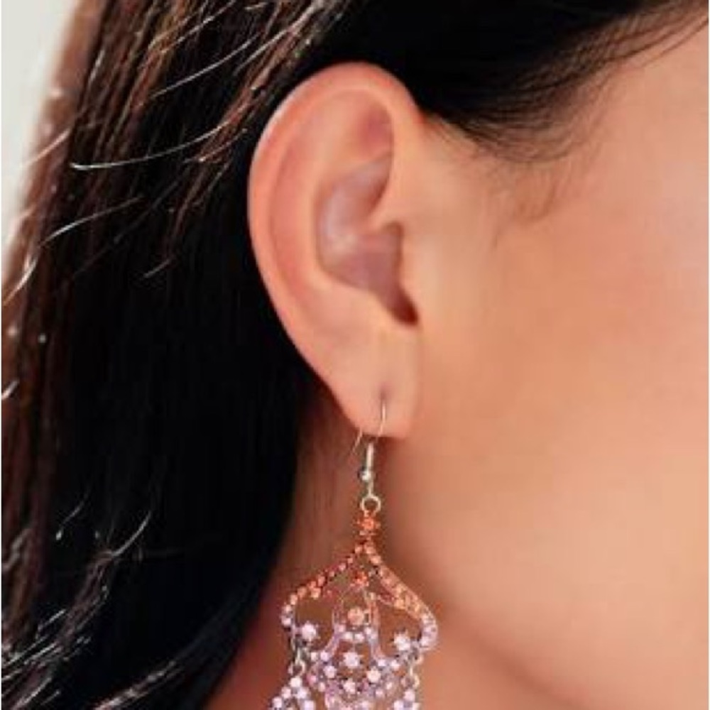 earring - Picture 2 of 2